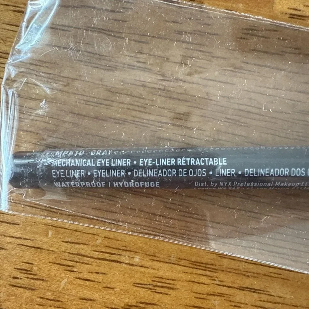 NYX Professional Makeup Retractable Eye Liner Gray.  New and sealed.